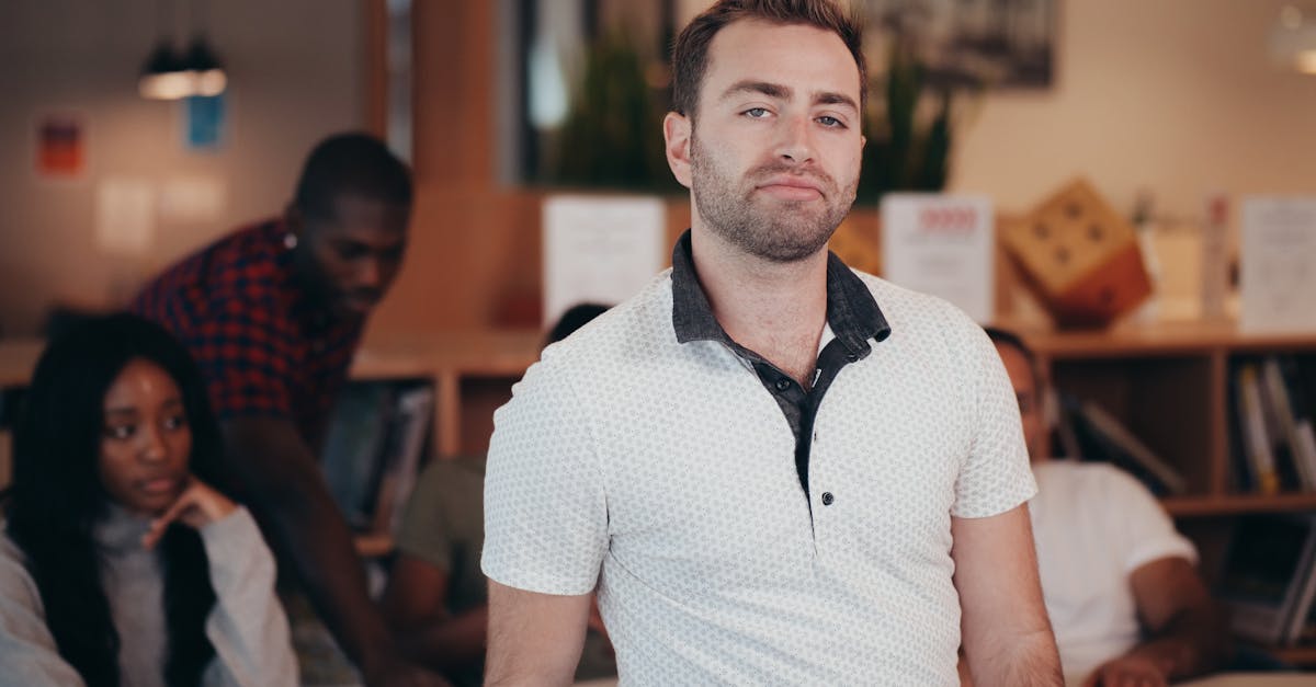 老人卡实名账号：流量卡的使用时段：在什么时间段使用更划算？