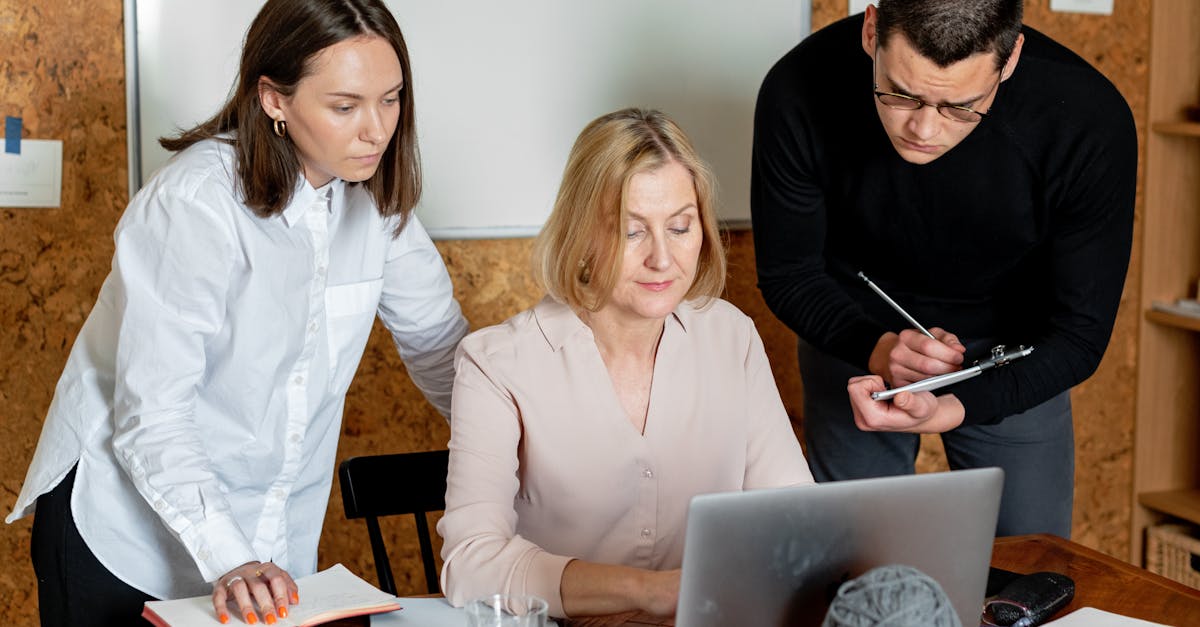 香烟在社交场合是否合适？